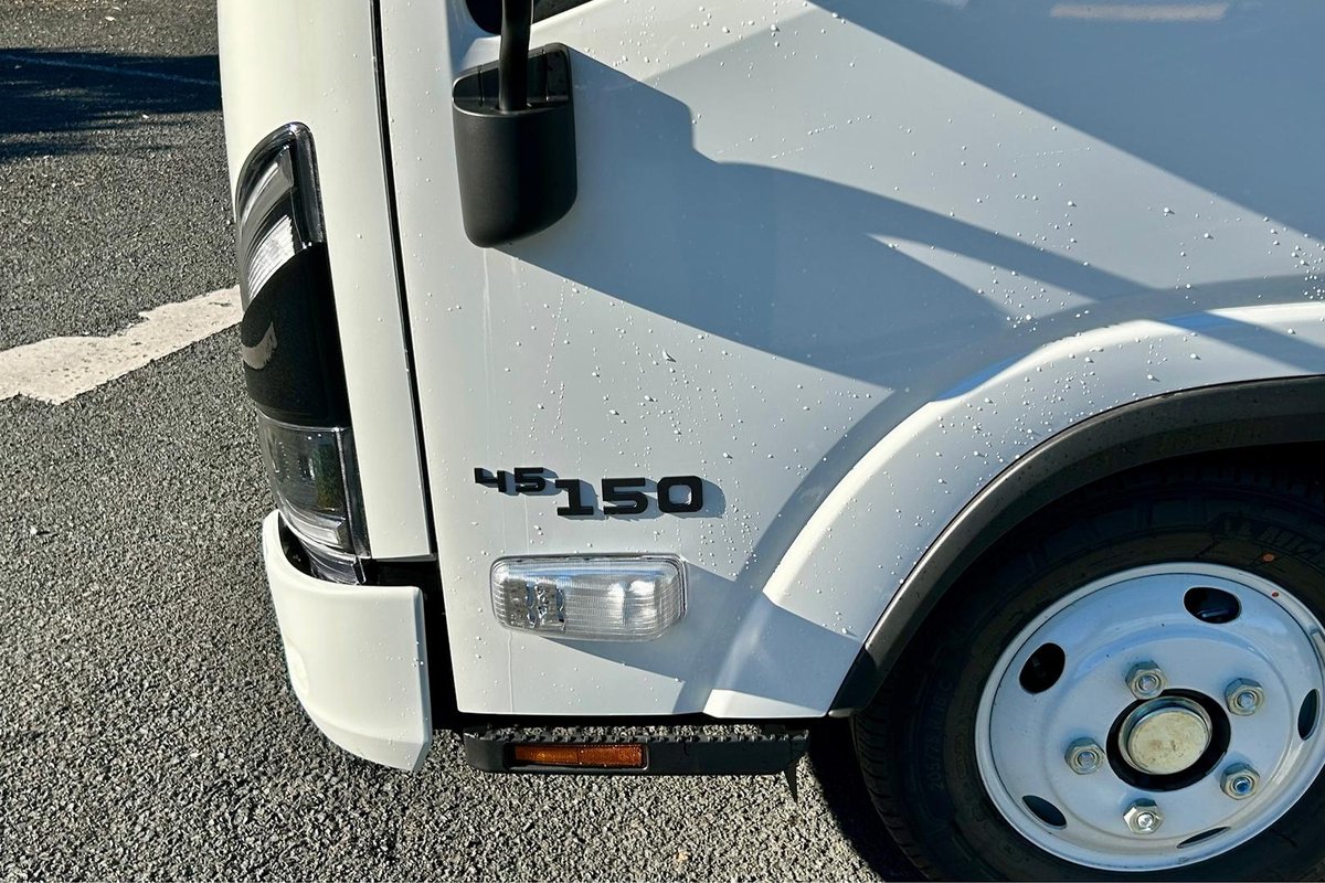 2026 Isuzu N Series NLR 45-150 DT D25 Tipper image 10