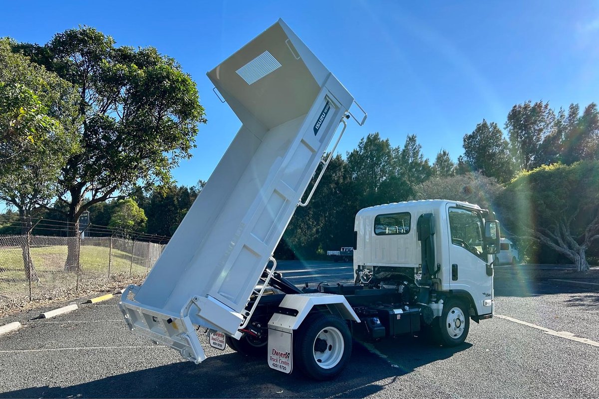 2026 Isuzu N Series NLR 45-150 DT D25 Tipper image 16