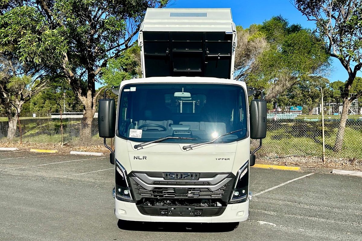 2026 Isuzu N Series NLR 45-150 DT D25 Tipper image 20