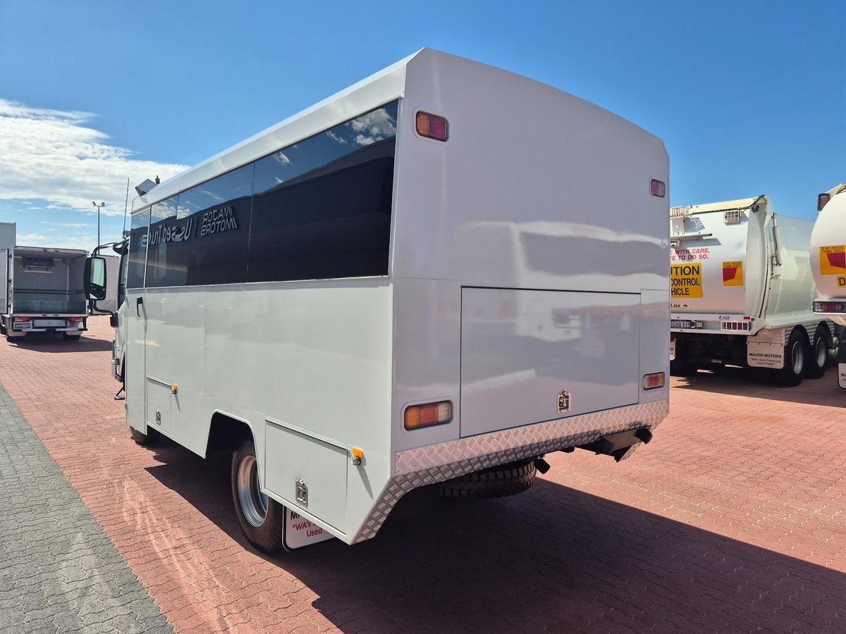 2020 Isuzu Nps75-155 Amt 4X4 Coach 22 Seat Bus image 9