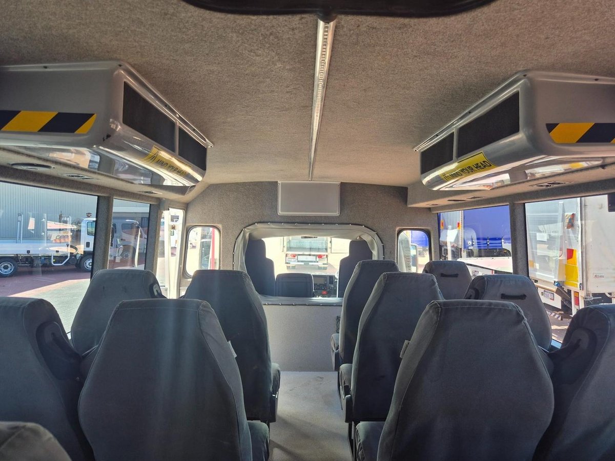 2020 Isuzu Nps75-155 Amt 4X4 Coach 22 Seat Bus image 21