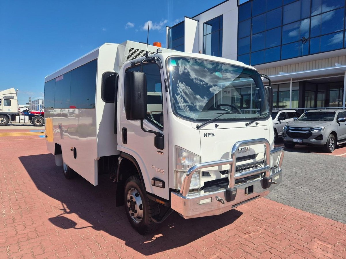 2020 Isuzu Nps75-155 Amt 4X4 Coach 22 Seat Bus image 6