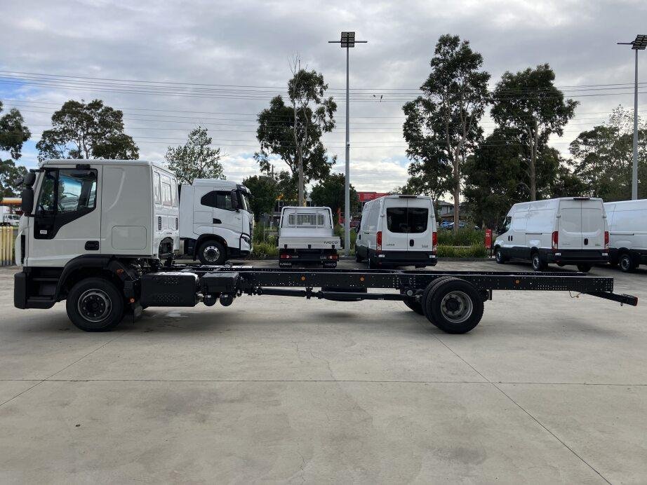 2025 Iveco Eurocargo ML140E28/P image 5