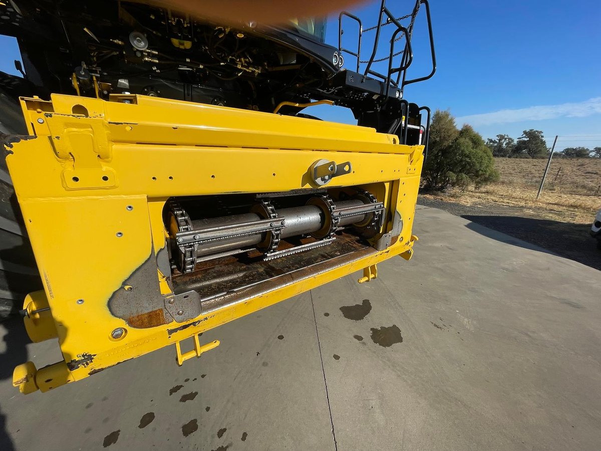 2021 New Holland Cr8.90 Revelation image 8
