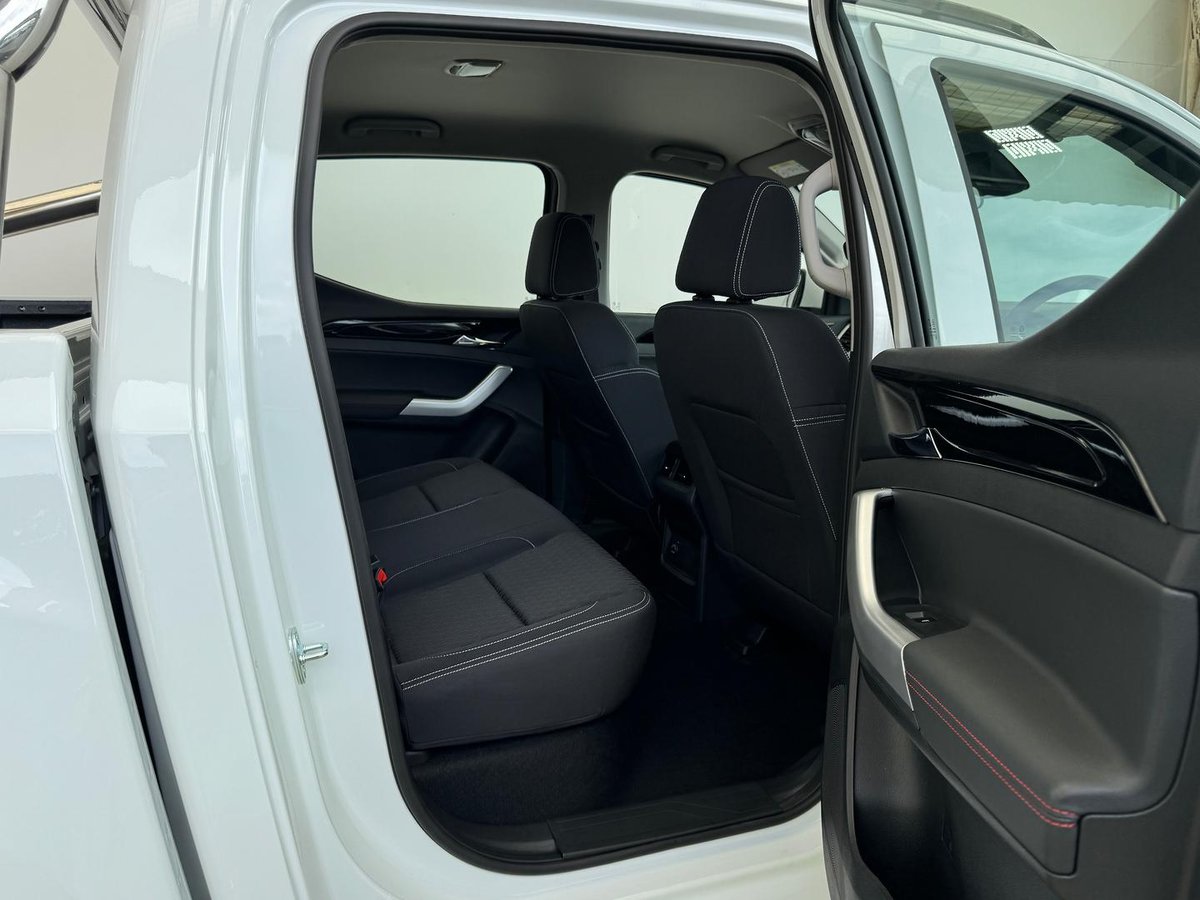 2025 LDV T60 Max PRO SK8C MY25 4X4 Dual Range image 10