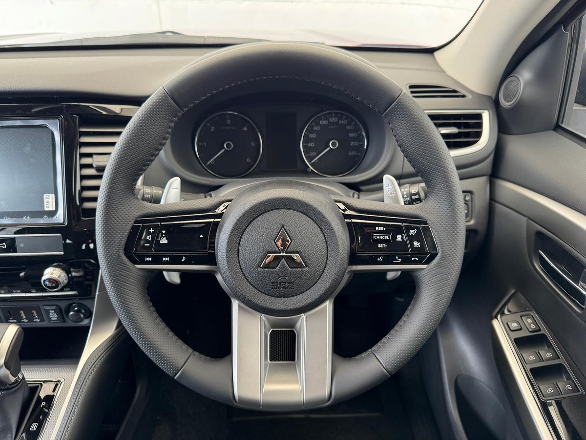 2024 Mitsubishi Pajero Sport GLS QG MY25 4X4 Dual Range image 28