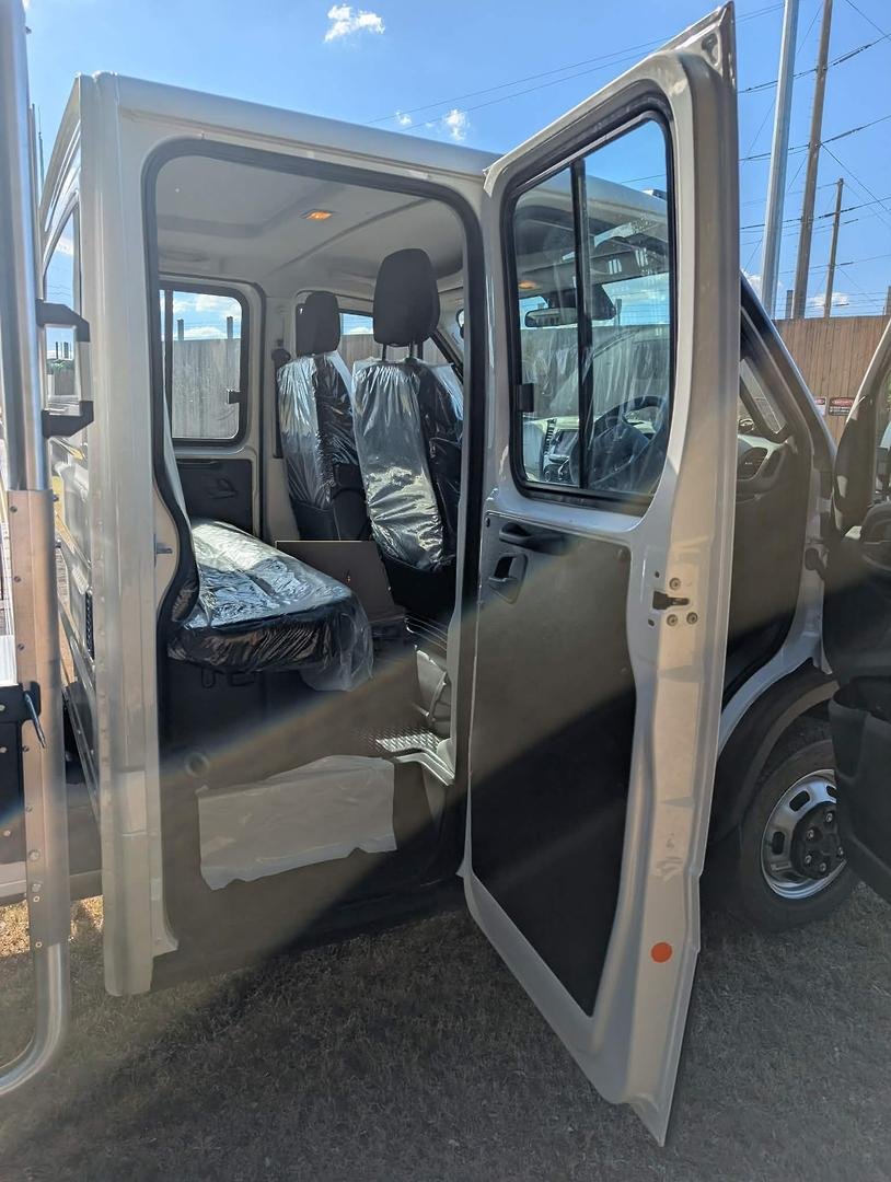 2025 Iveco Daily image 13