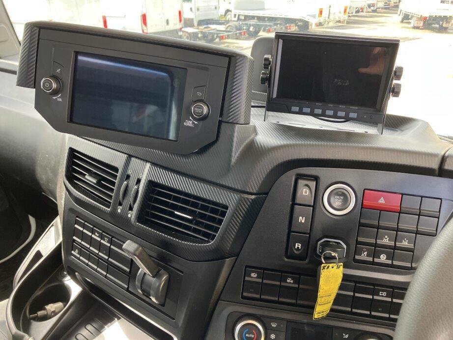 2024 Iveco S-Way AD270 image 17