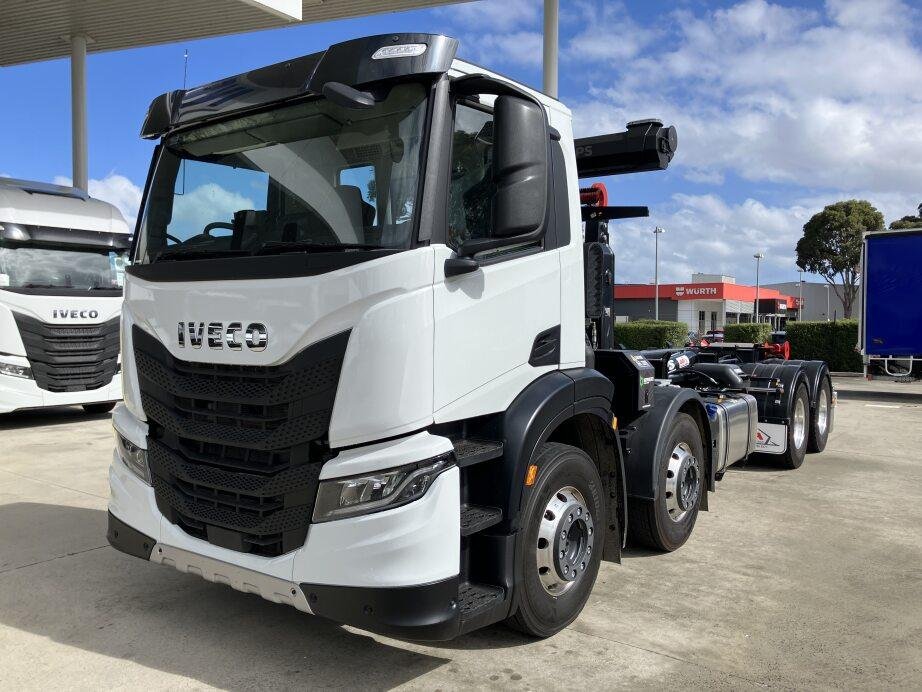 2024 Iveco S-Way AD270 image 6