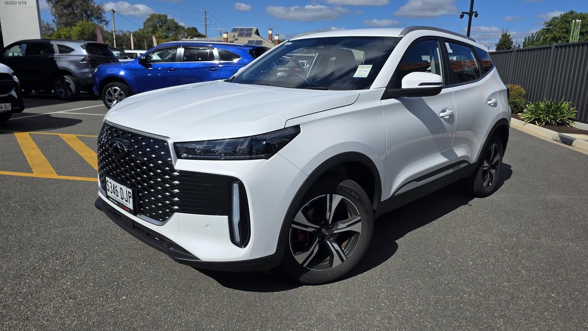 2025 Chery Tiggo 4 Urban MY26 Lunar White