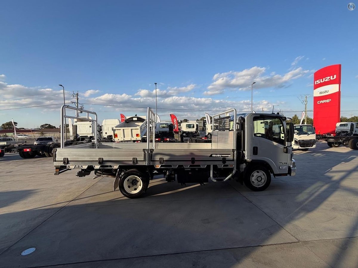2026 Isuzu N Series NPR 45/65-175 DT D34 Tradepack image 2