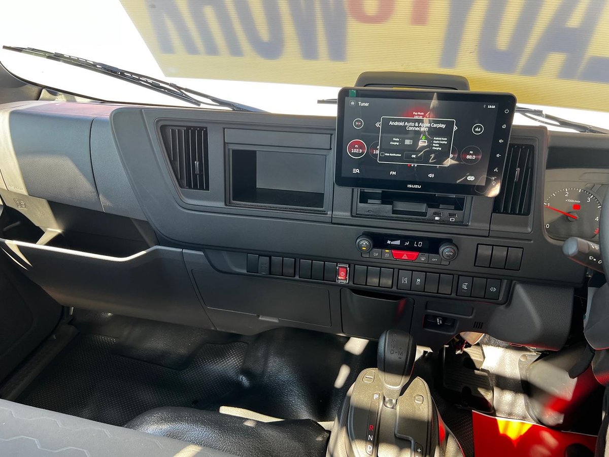 2026 Isuzu N Series Npr 45/65-175 Dt D34 Tradepack image 25