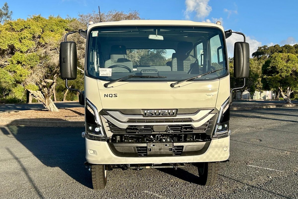2026 Isuzu N Series image 7