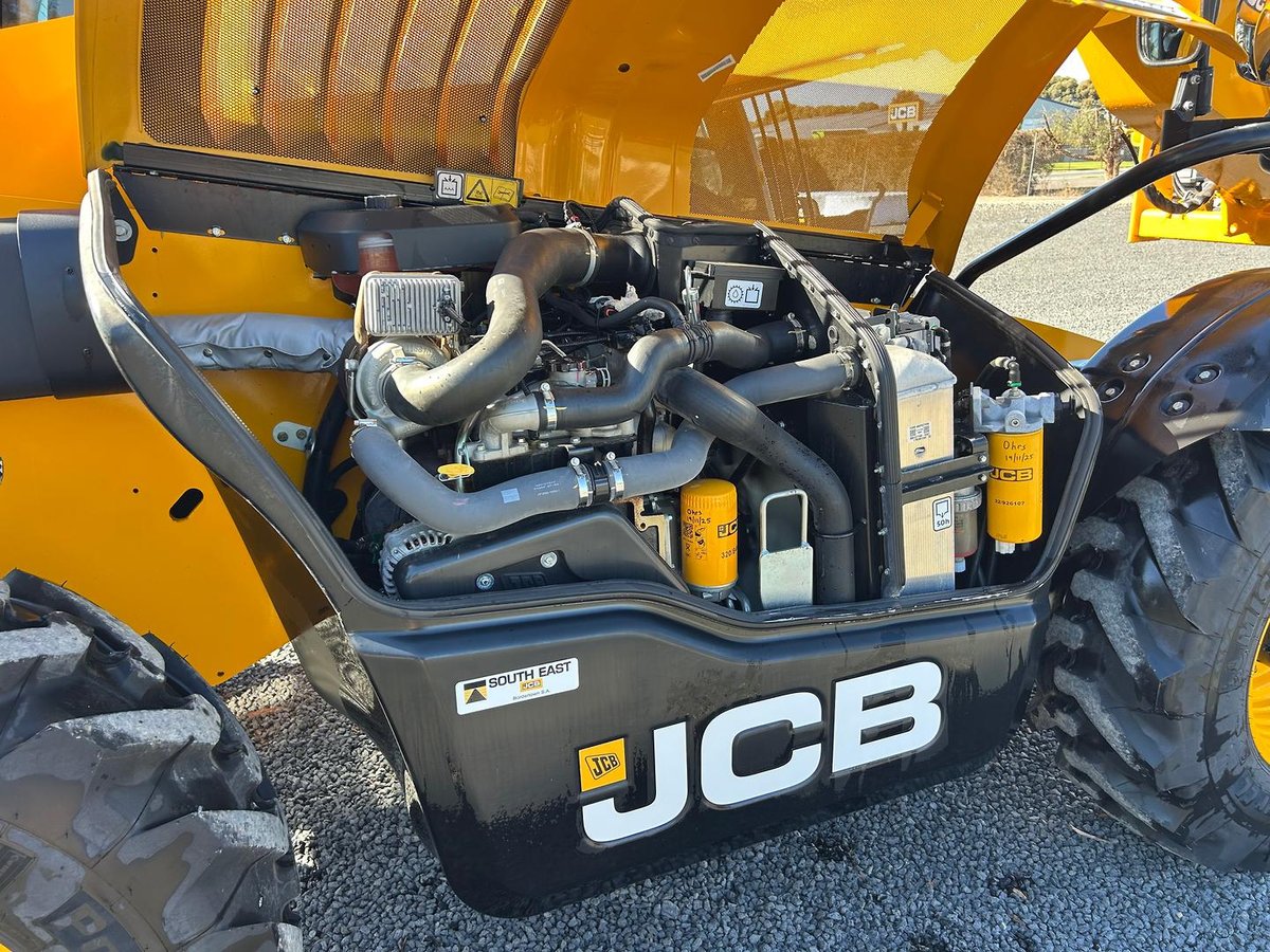 2023 JCB 532-70 Agri Farm Special image 14