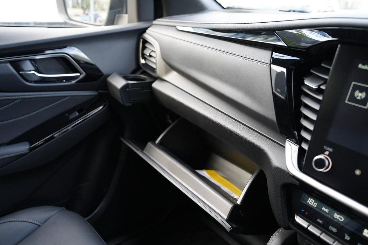 2025 Isuzu MU-X LS-T MY25.5 4X4 Dual Range image 23