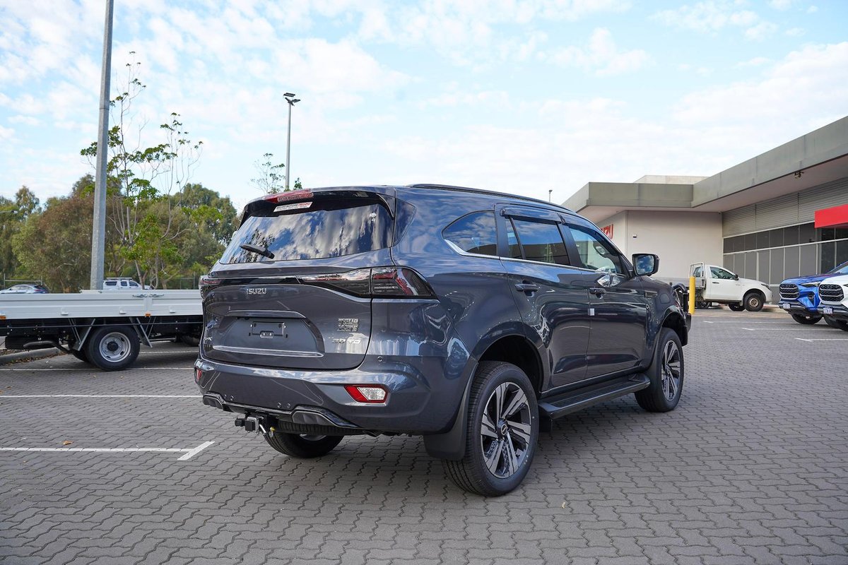 2025 Isuzu MU-X LS-T MY25.5 4X4 Dual Range image 3