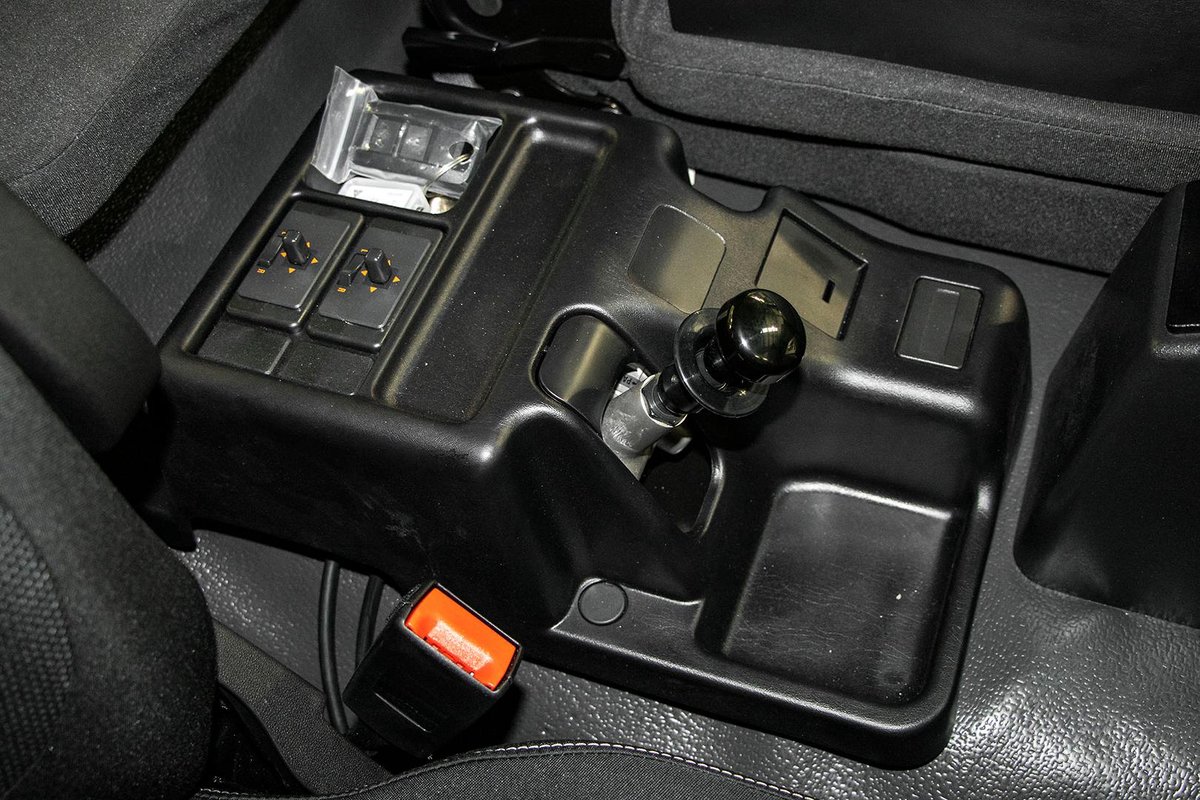 2025 Isuzu F Series FYJ 320-355 AT R67 image 18