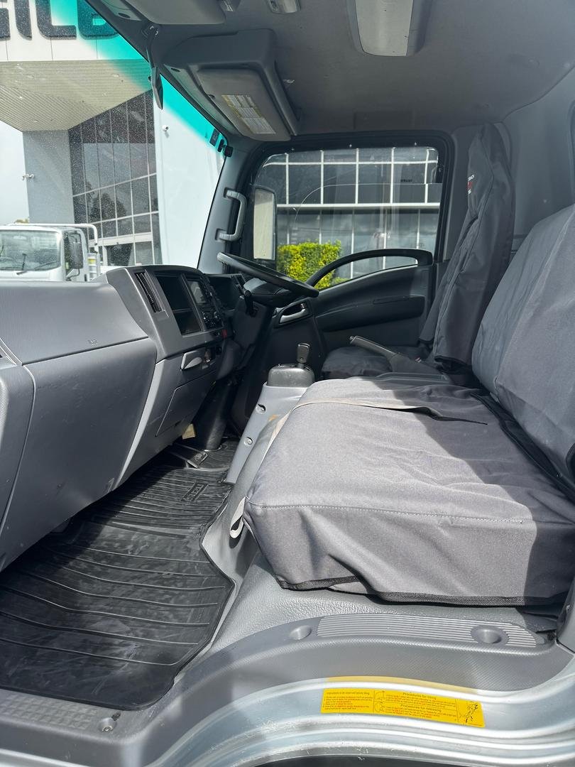2018 Isuzu N Series NPR 45/55-155 image 7