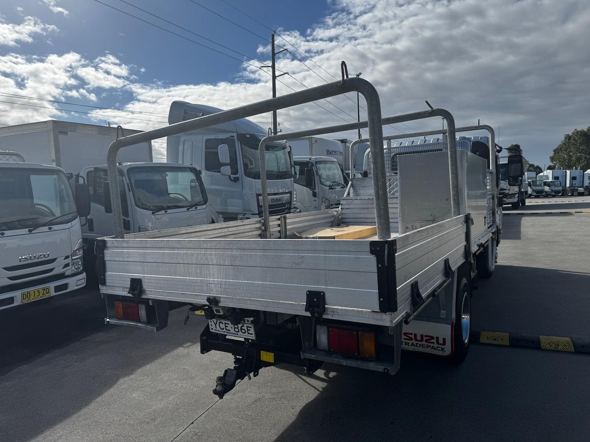 2018 Isuzu N Series NPR 45/55-155 Tradepack image 16