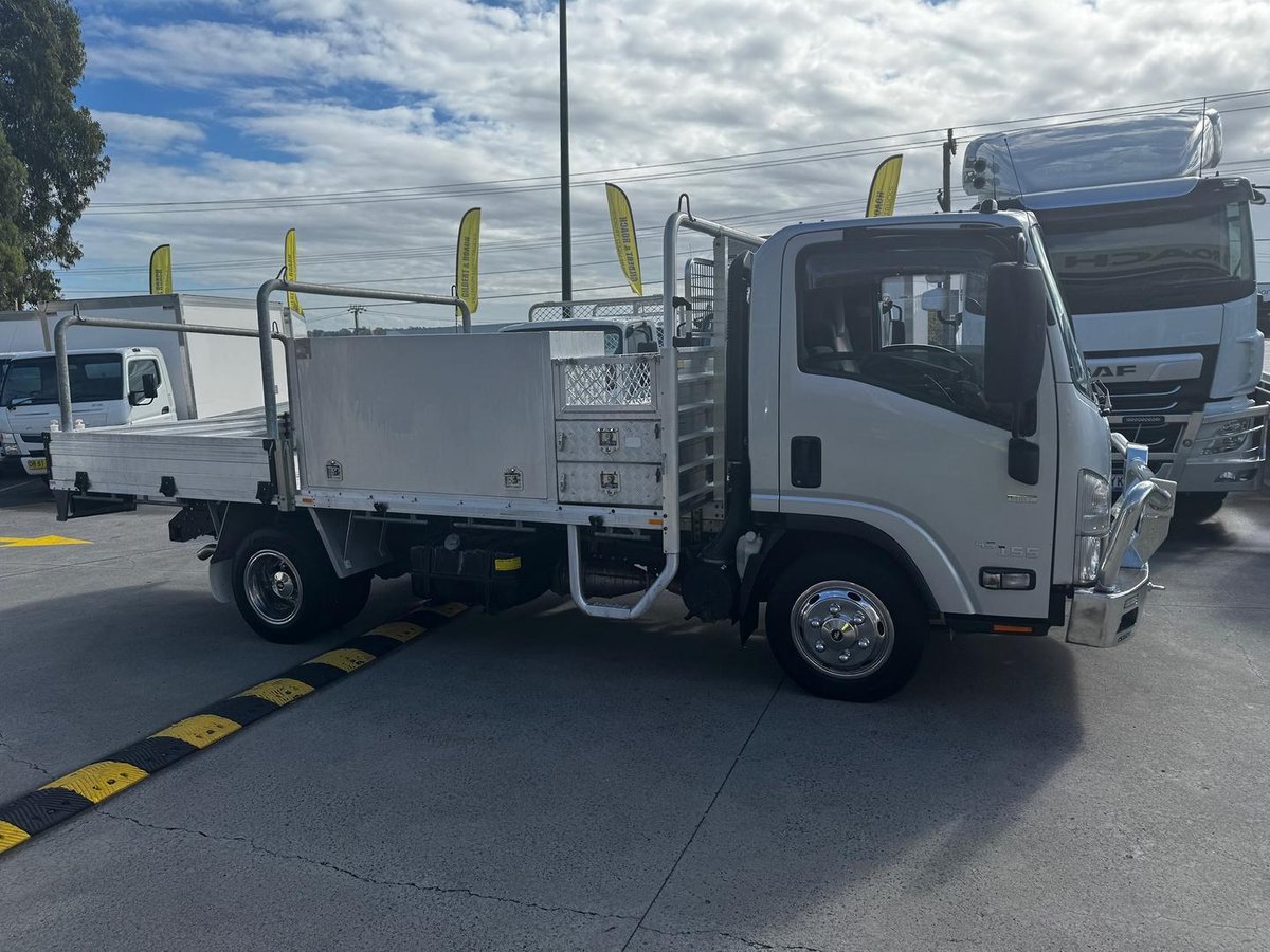 2018 Isuzu N Series NPR 45/55-155 Tradepack image 21