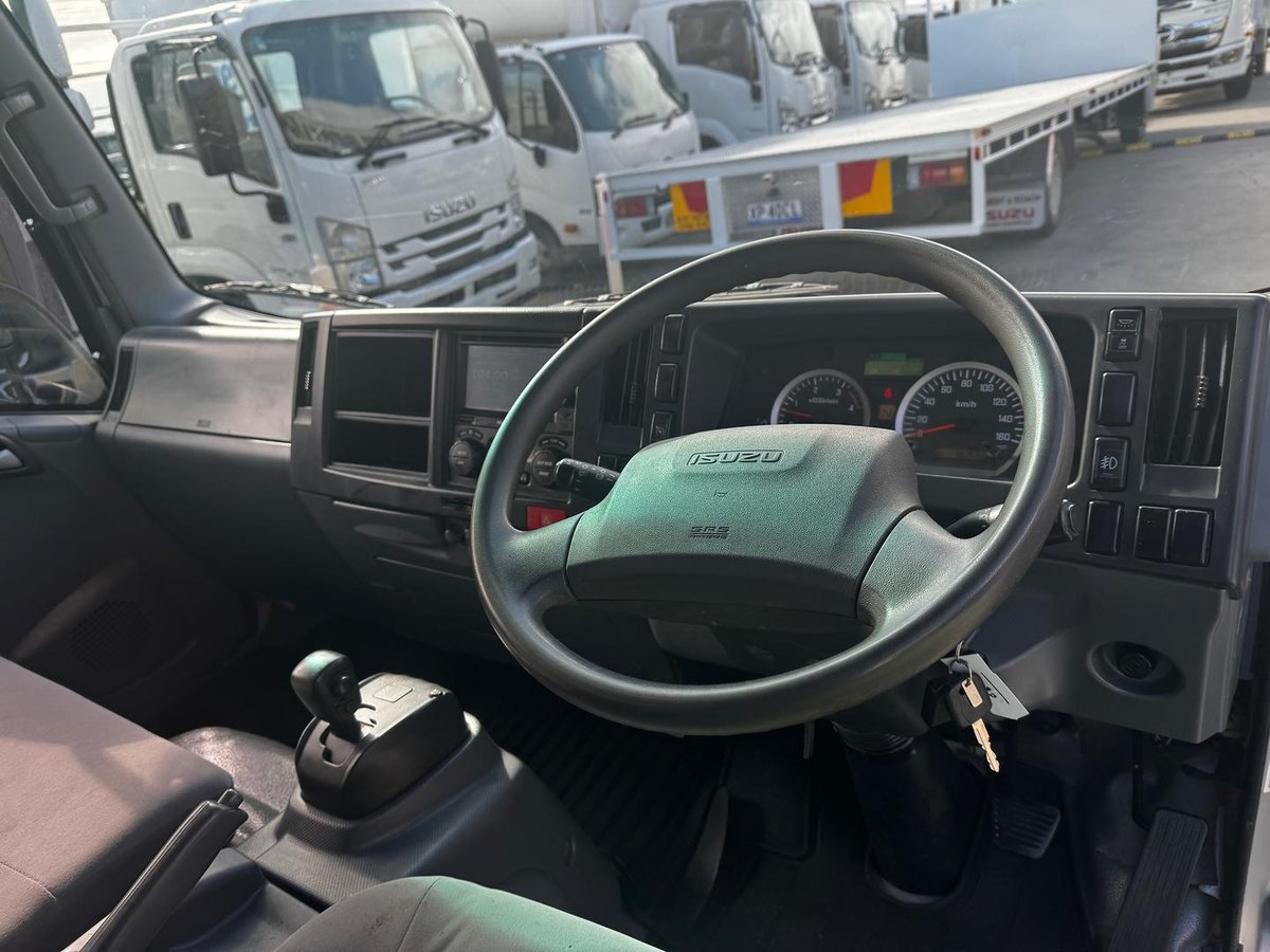 2018 Isuzu N Series NPR 45/55-155 Tradepack image 26