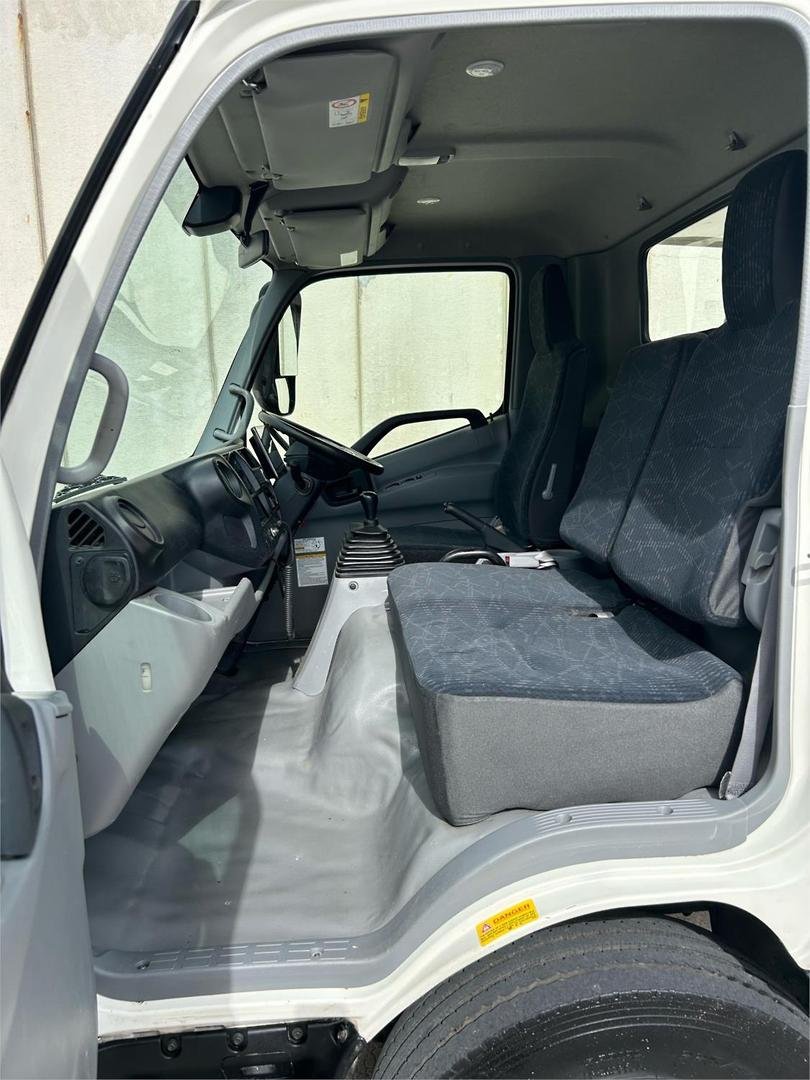 2023 Hino 300 Series 921 image 17