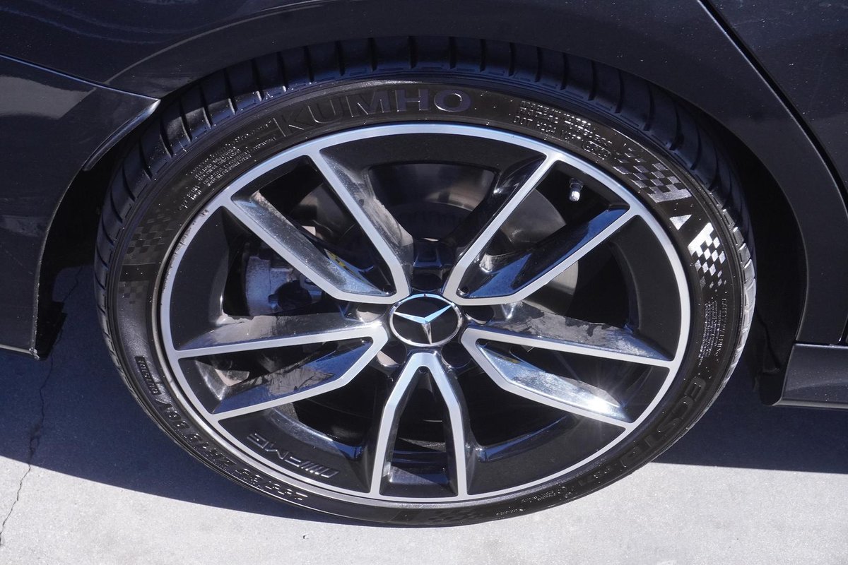 2020 Mercedes-Benz C-Class image 31