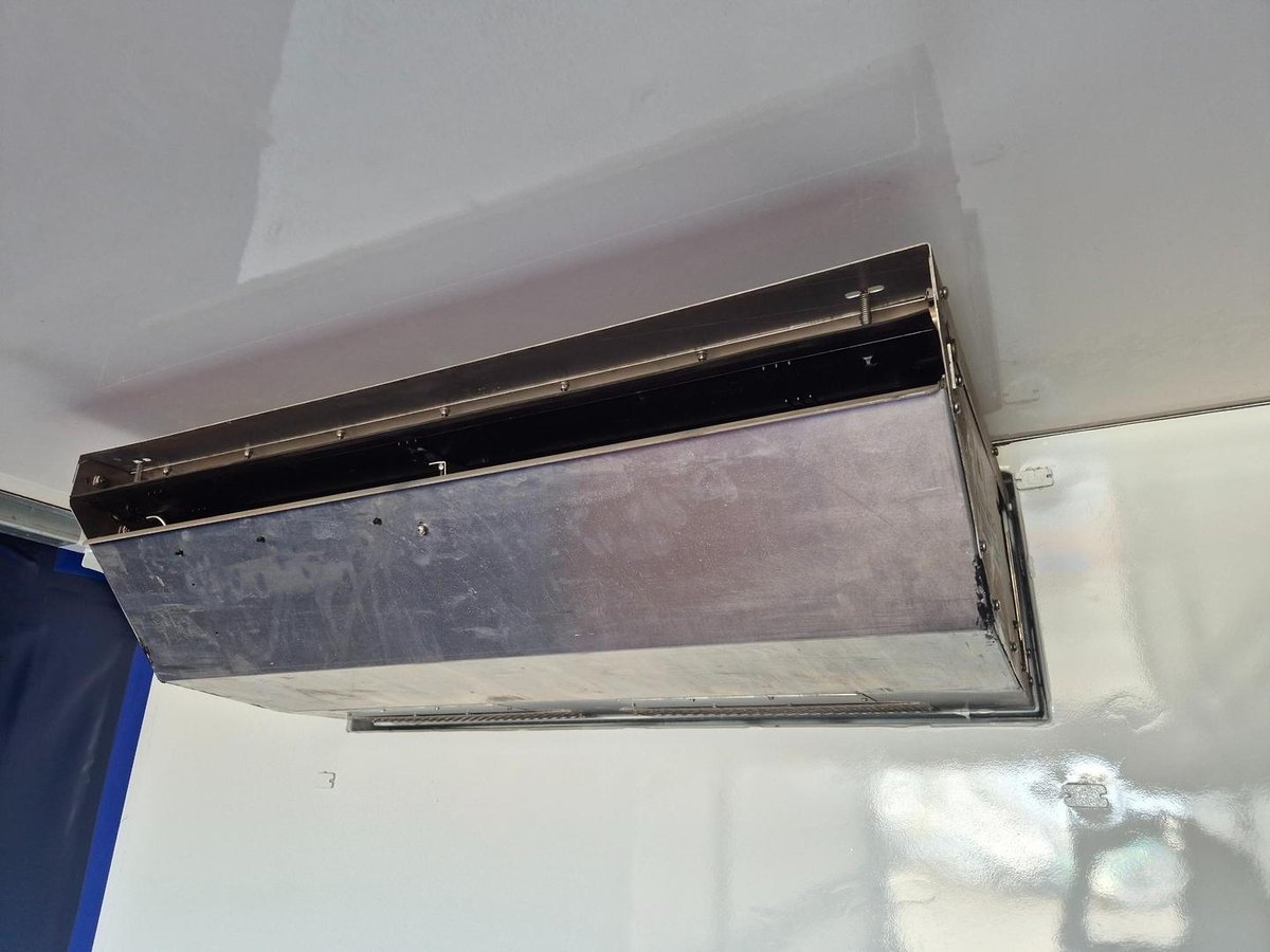2015 Isuzu Fsd850 12 Plt Refrigerated Taut/Lift image 12