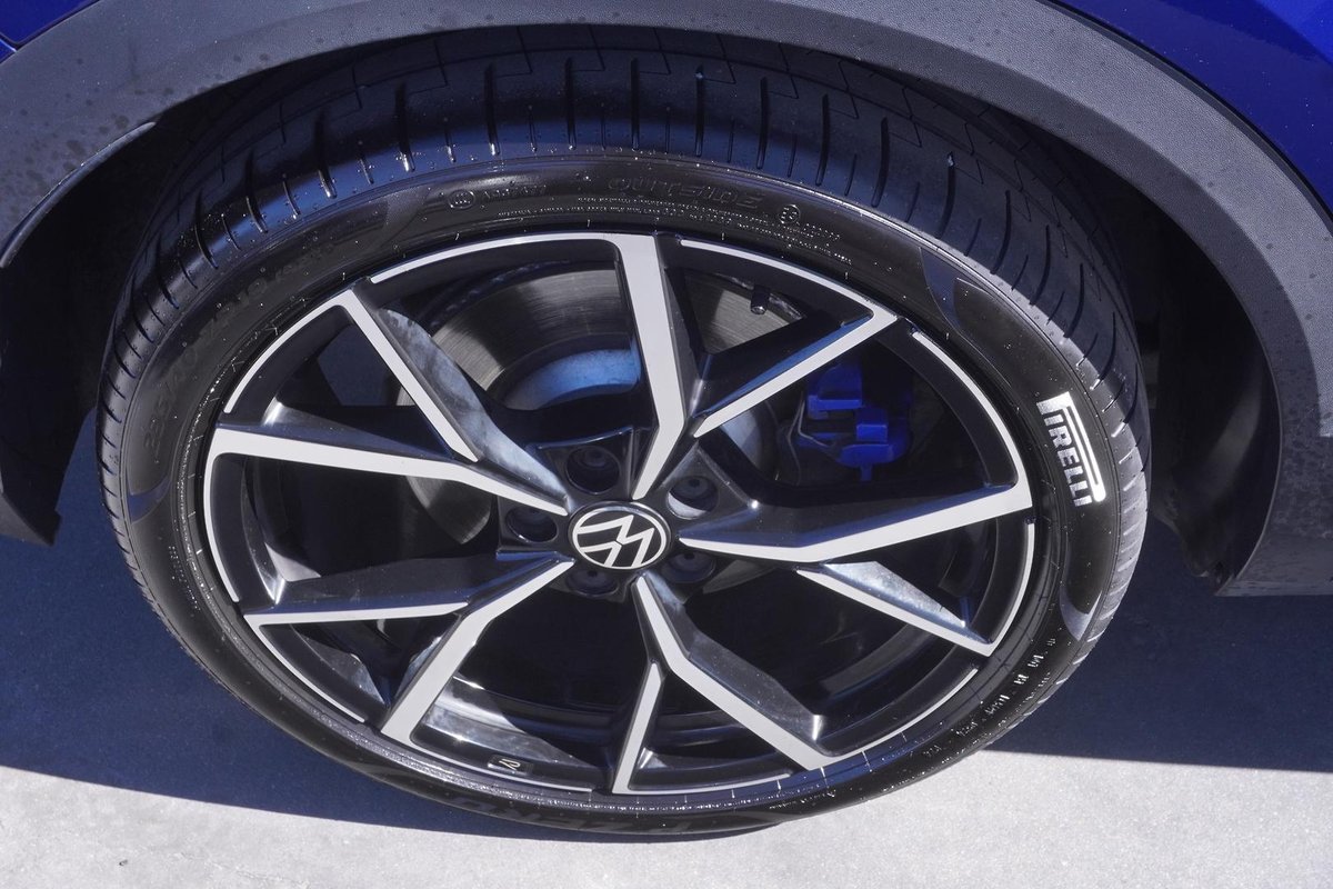 2023 Volkswagen T-Roc R D11 MY23 Four Wheel Drive image 34