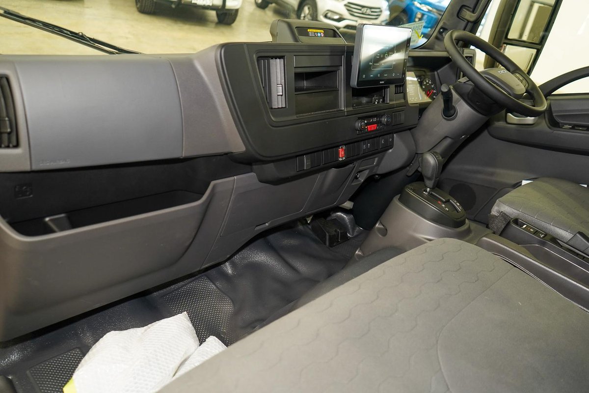 2025 Isuzu N Series NPR 45/65-175 DT D34 Tradepack image 8