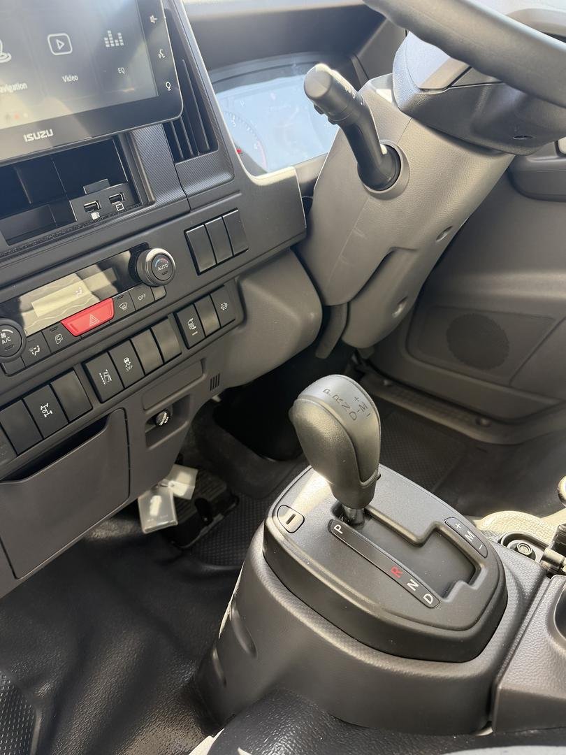 2026 Isuzu N Series NPR 45/65-175 DT D28 Tradepack image 17
