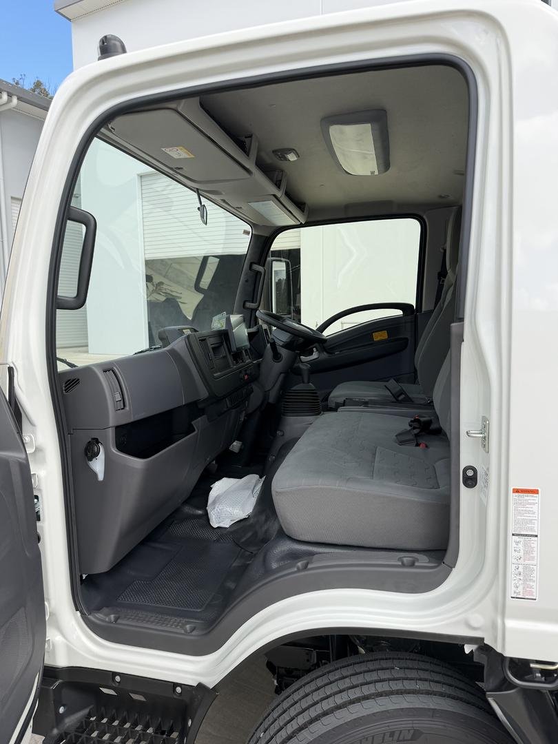 2026 Isuzu N Series NPR 45/65-175 MT D34 Tradepack image 14