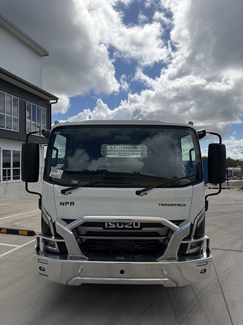2026 Isuzu N Series NPR 45/65-175 MT D28 Tradepack image 7