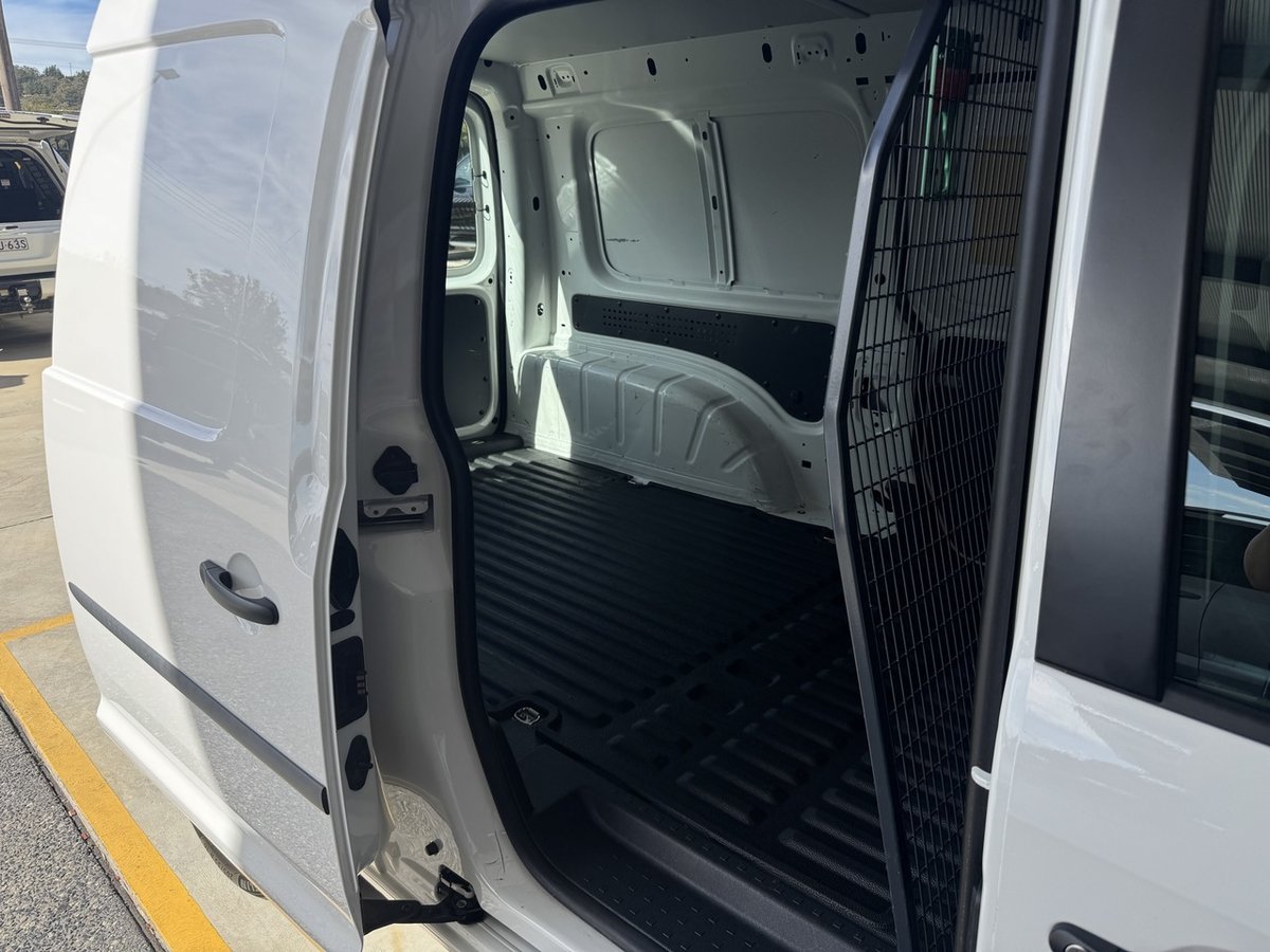2020 Volkswagen Caddy TSI220 2KN MY20 image 14