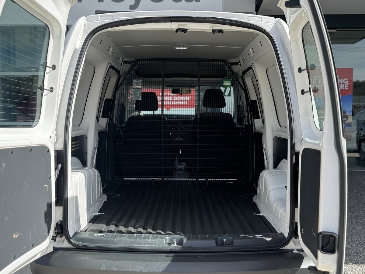 2020 Volkswagen Caddy TSI220 2KN MY20 image 16