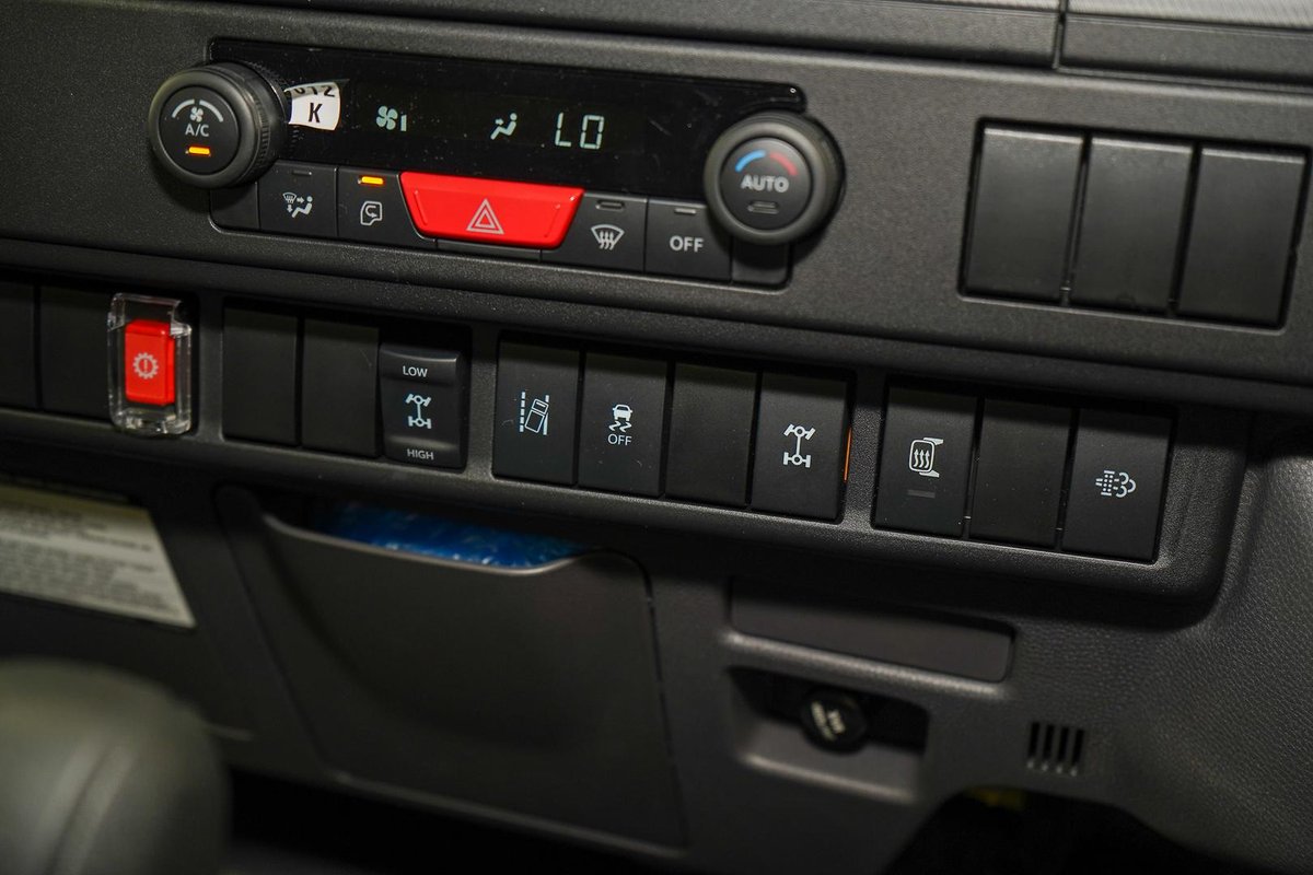 2026 Isuzu N Series image 13