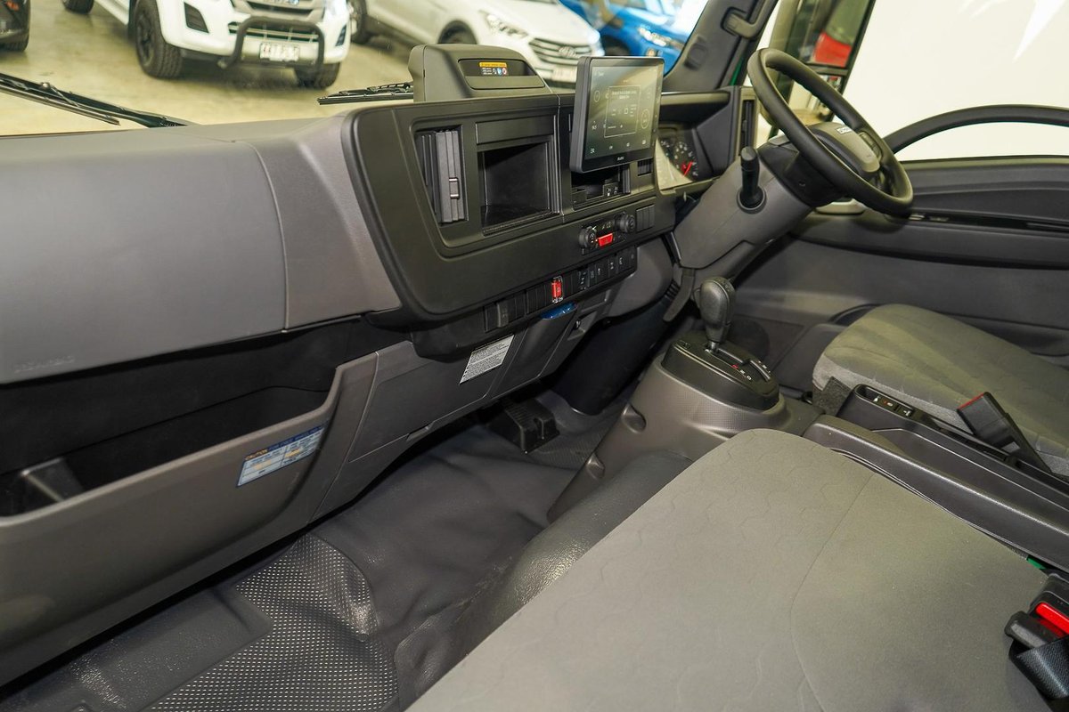 2026 Isuzu N Series image 8
