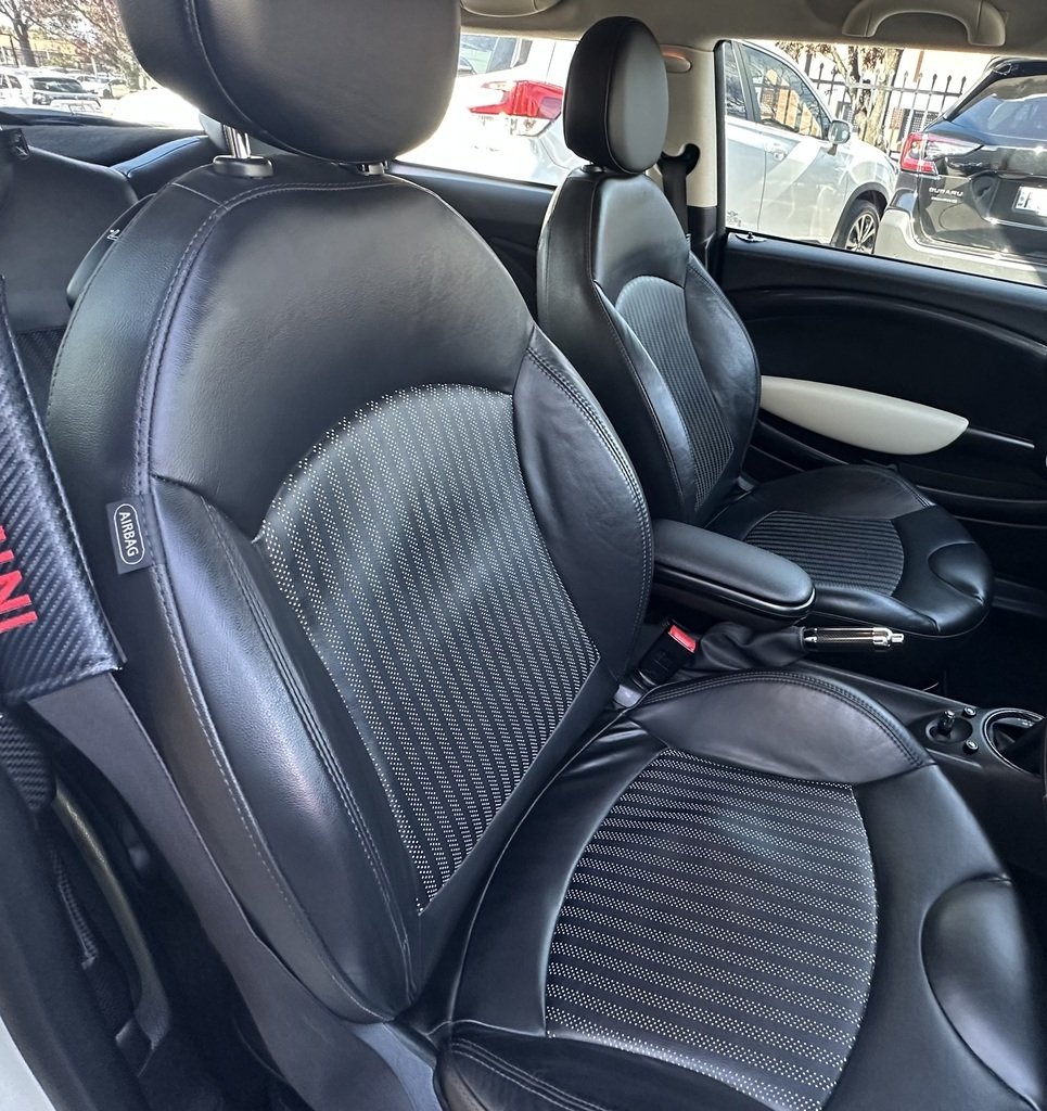 2013 MINI Hatch Cooper S R56 LCI image 18