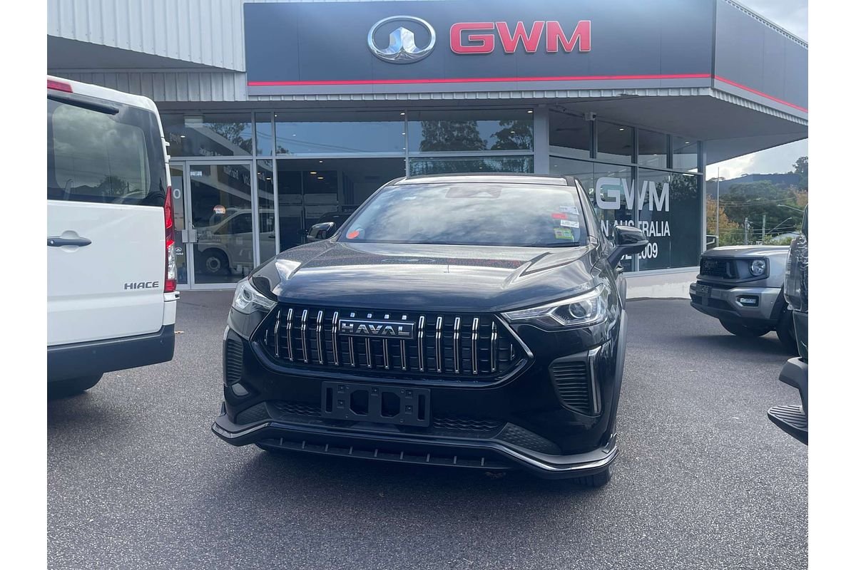 2026 GWM Haval Jolion Premium Hybrid A02 Golden Black (8T01)