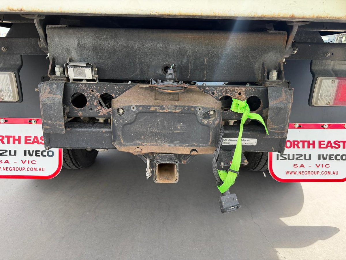 2018 Hino 300 Series 617 image 10