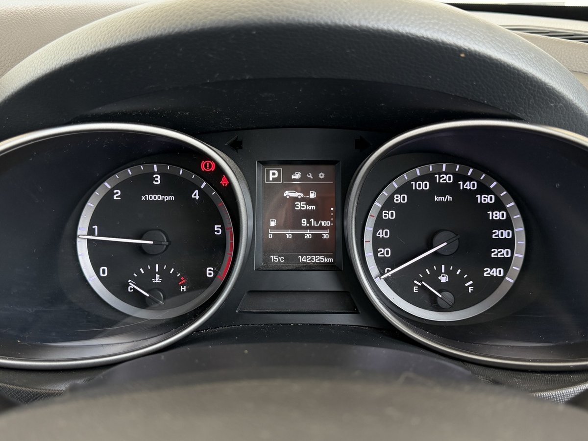 2018 Hyundai Santa Fe Active DM5 Series II MY18 4X4 On Demand image 10