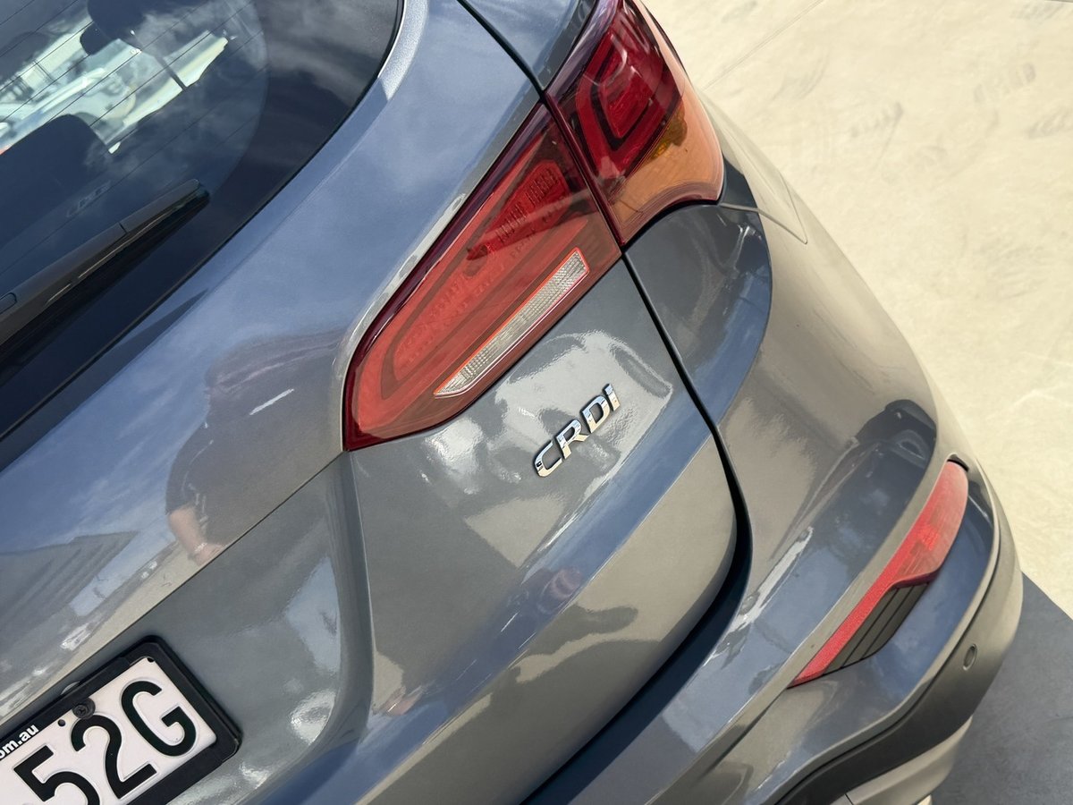 2018 Hyundai Santa Fe Active DM5 Series II MY18 4X4 On Demand image 8
