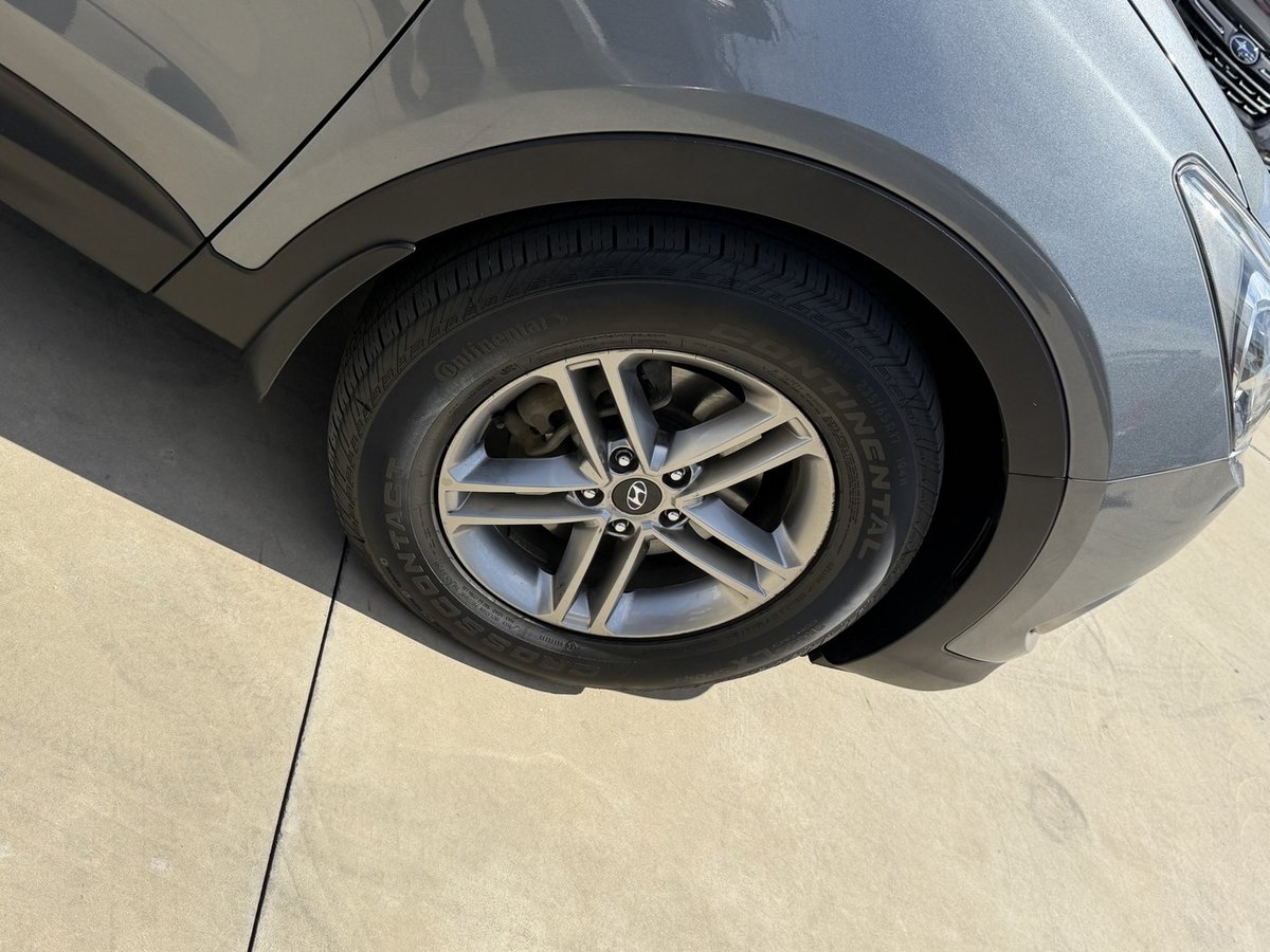 2018 Hyundai Santa Fe Active DM5 Series II MY18 4X4 On Demand image 9