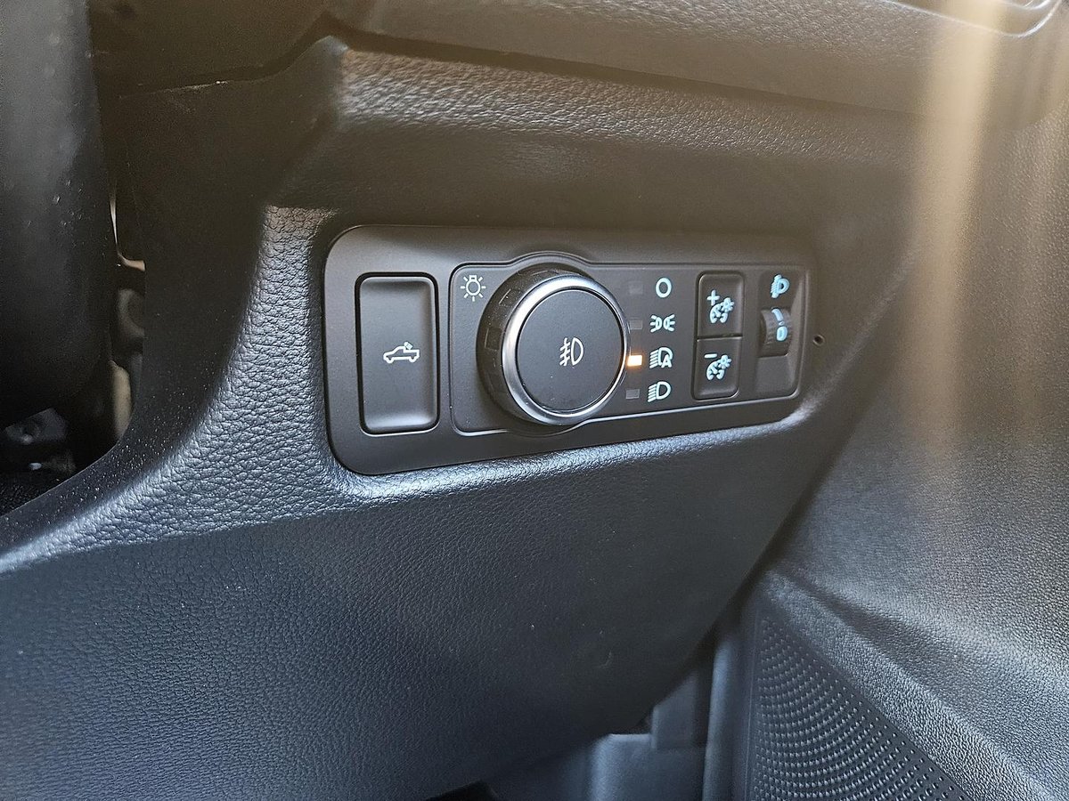 2025 Ford Ranger XLT MY25.25 4X4 Dual Range image 10