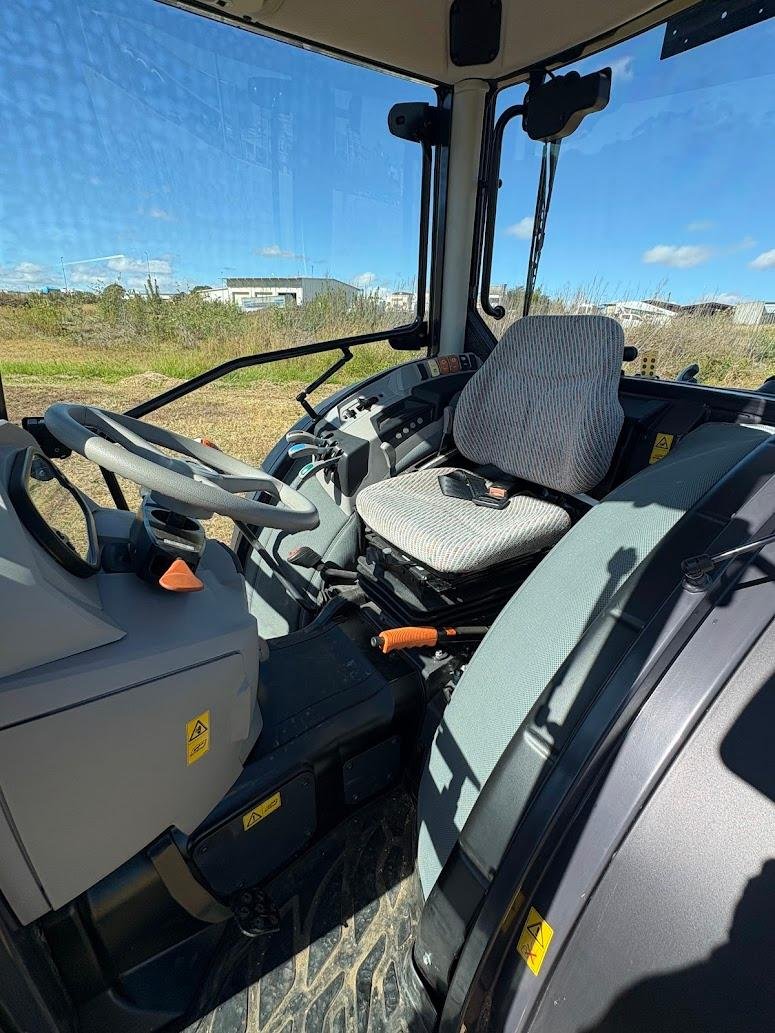 2025 Landini Rex T3 110f Cab image 11