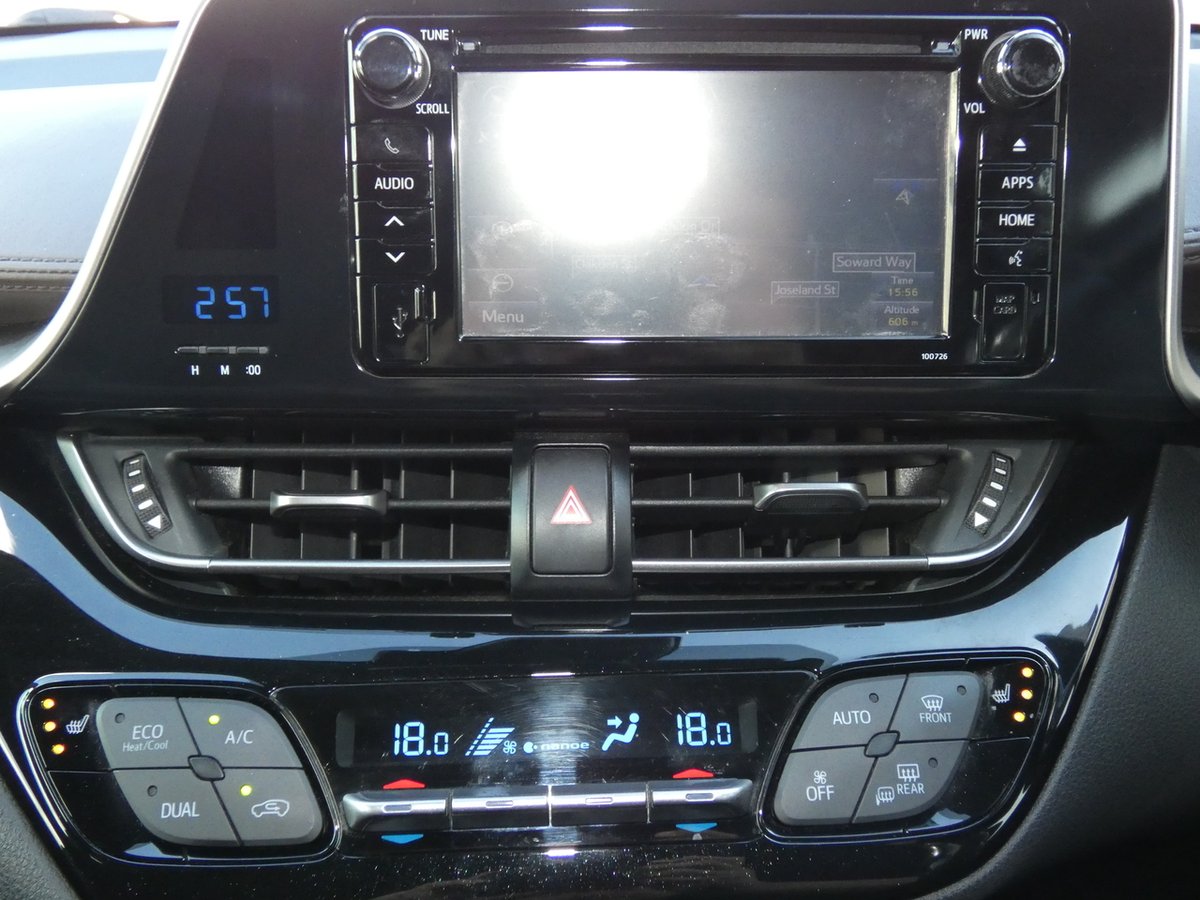 2019 Toyota C-HR Koba (2WD) Two Tone NGX10R image 17