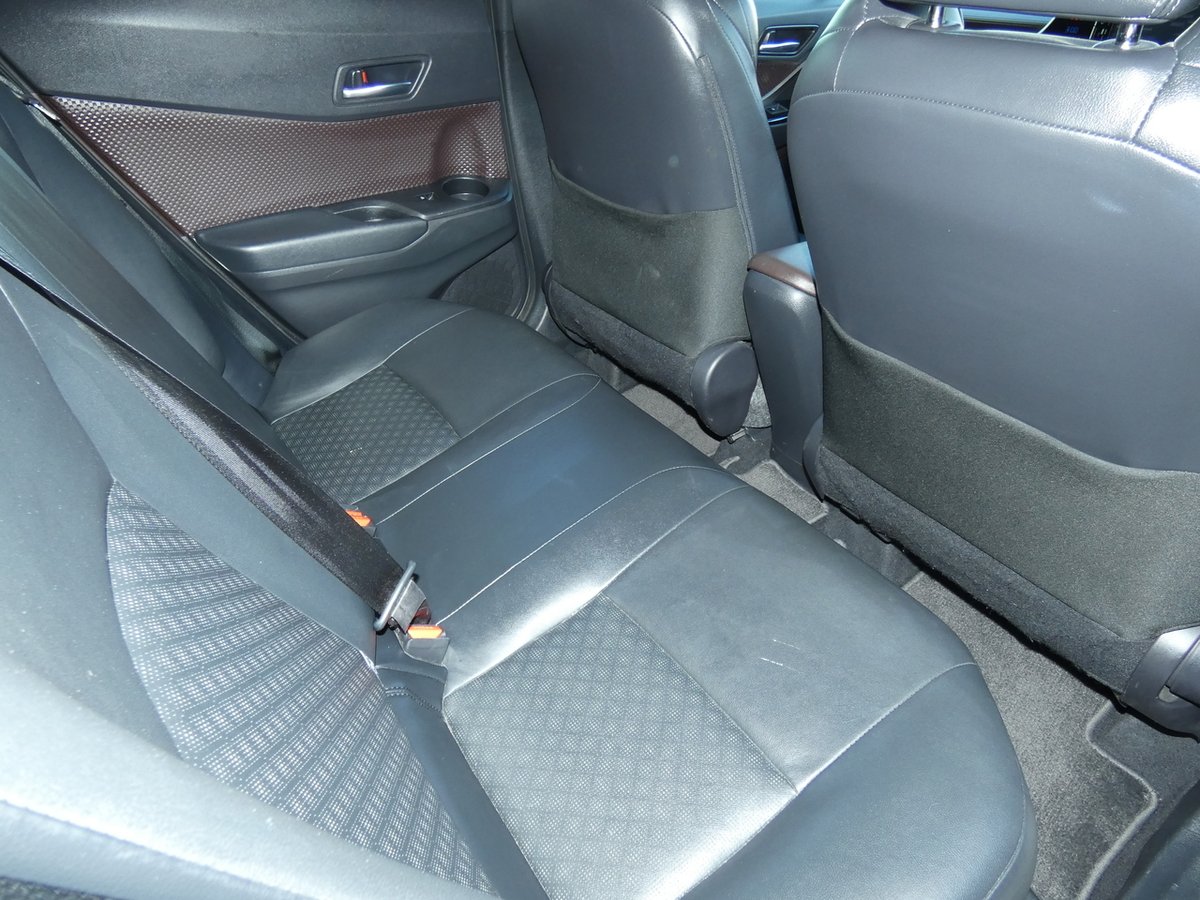 2019 Toyota C-HR Koba (2WD) Two Tone NGX10R image 7