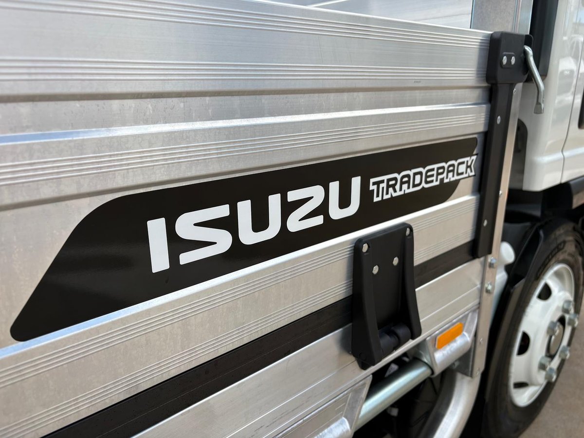 2026 Isuzu N Series image 12