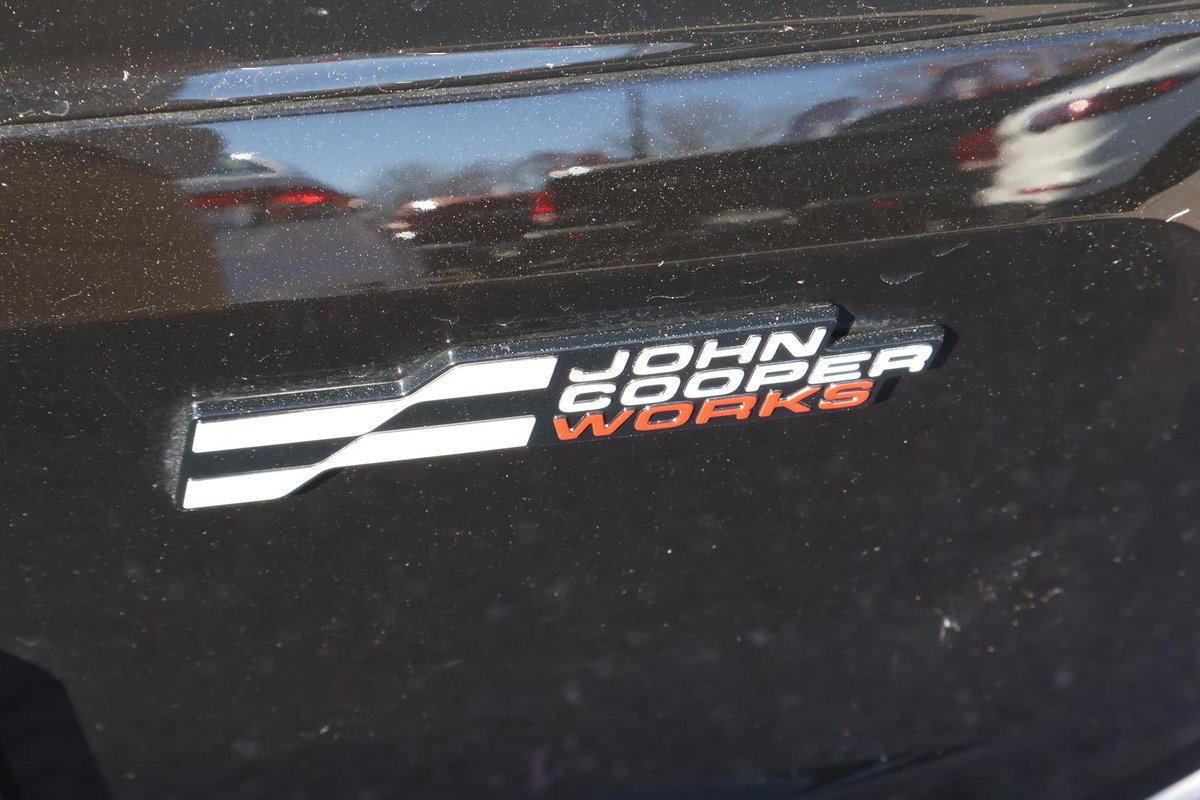 2025 MINI Aceman JCW E Favoured J05 image 30