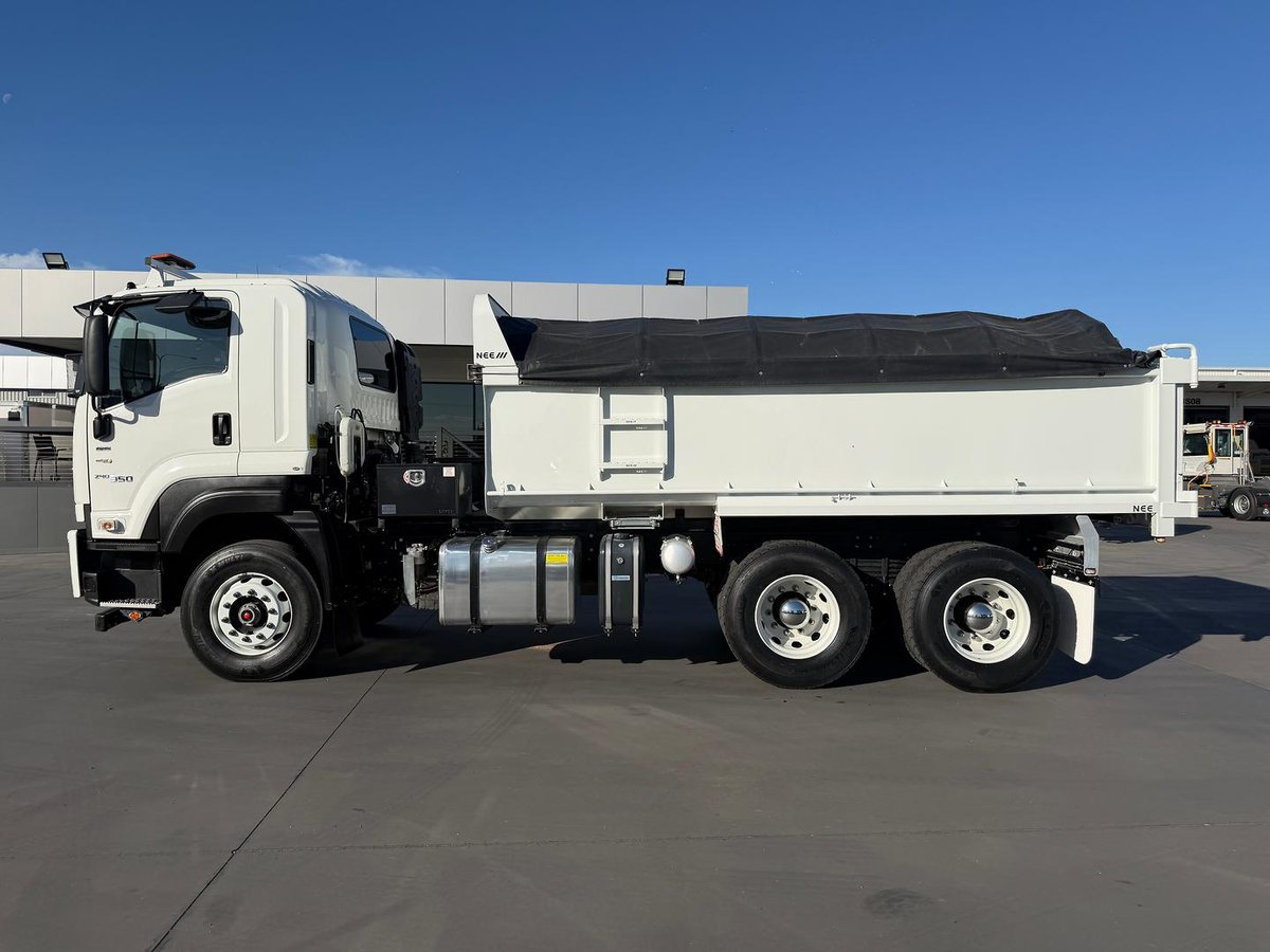 2022 Isuzu F Series Fxz240-350 image 3